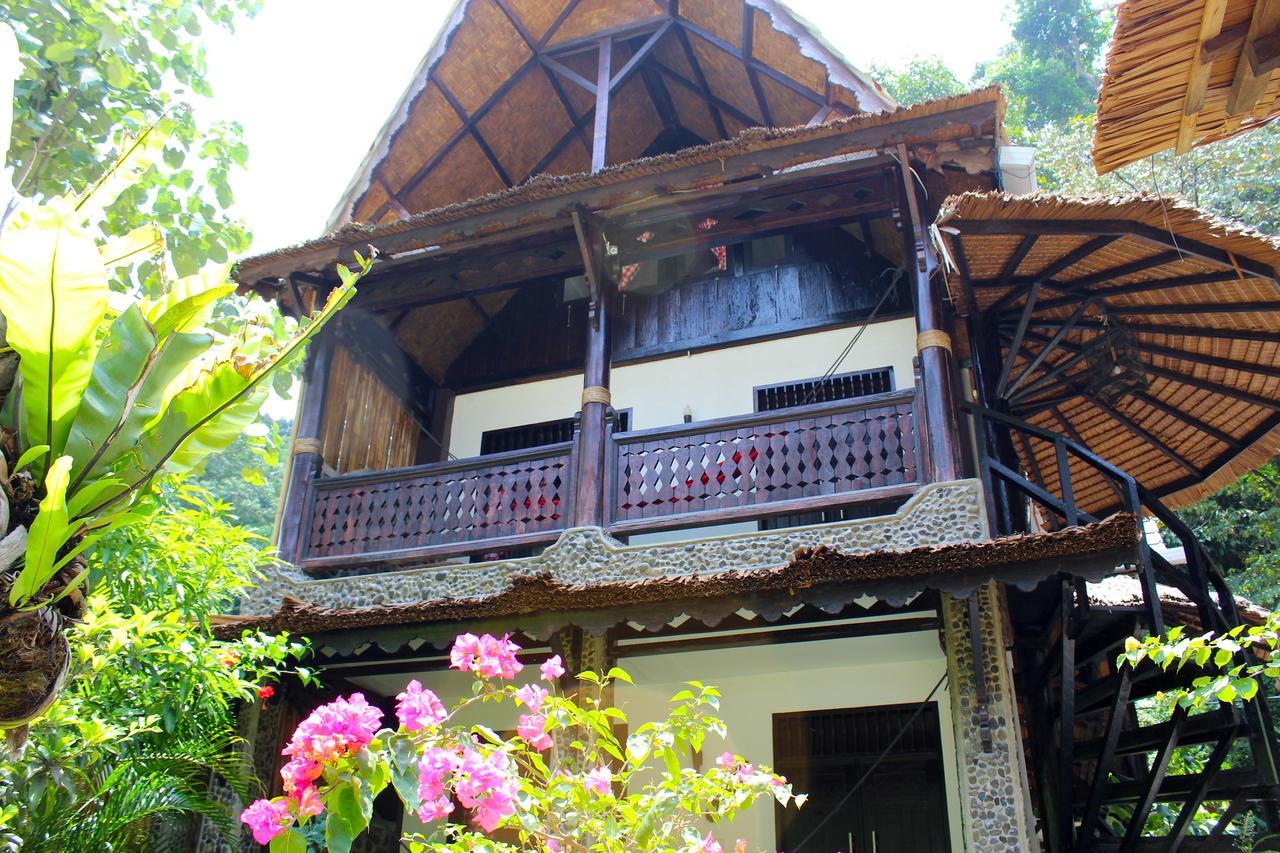 EcoTravel Cottages Bukit Lawang Exteriör bild